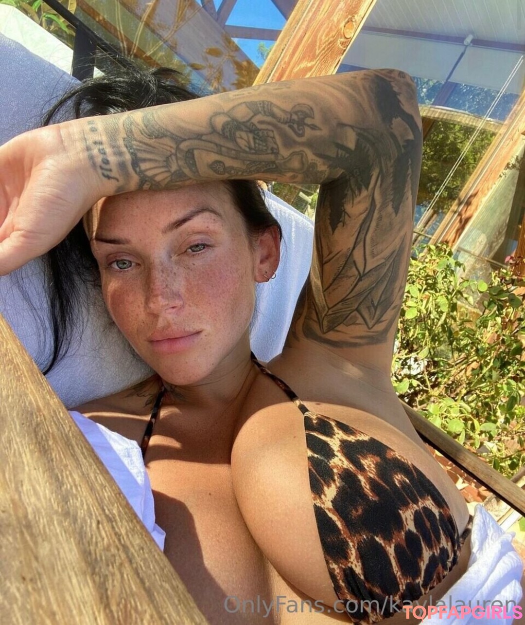 Naakte gelekte OnlyFans-foto van Kayla Lauren #69