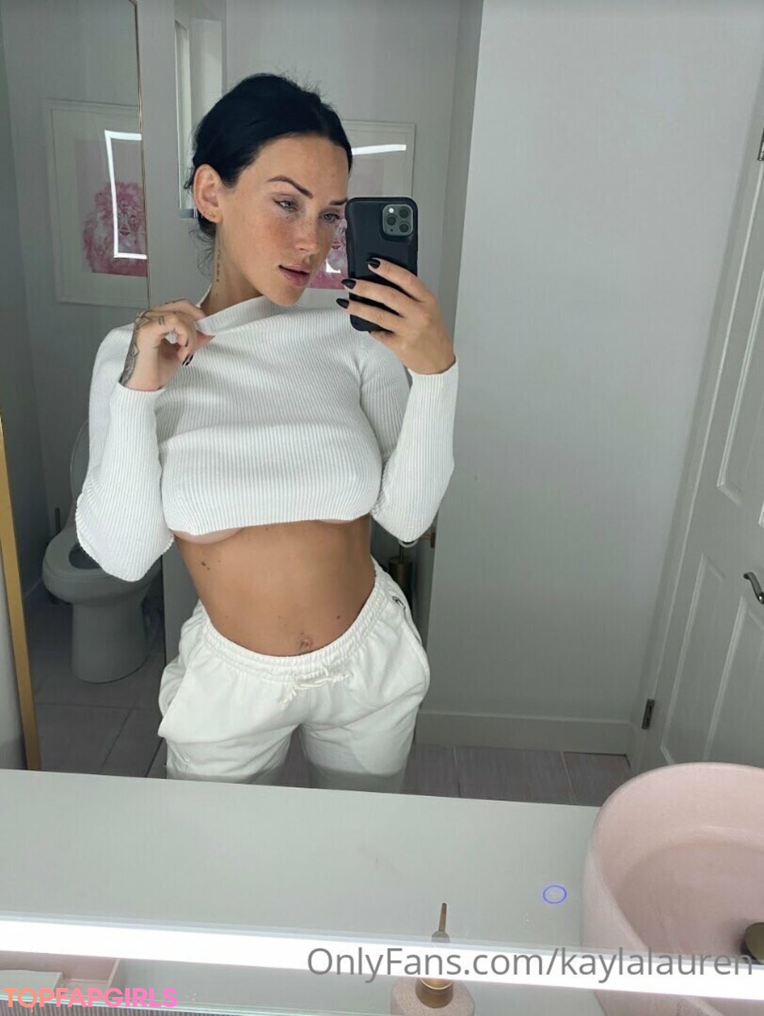 Naakte gelekte OnlyFans-foto van Kayla Lauren #87