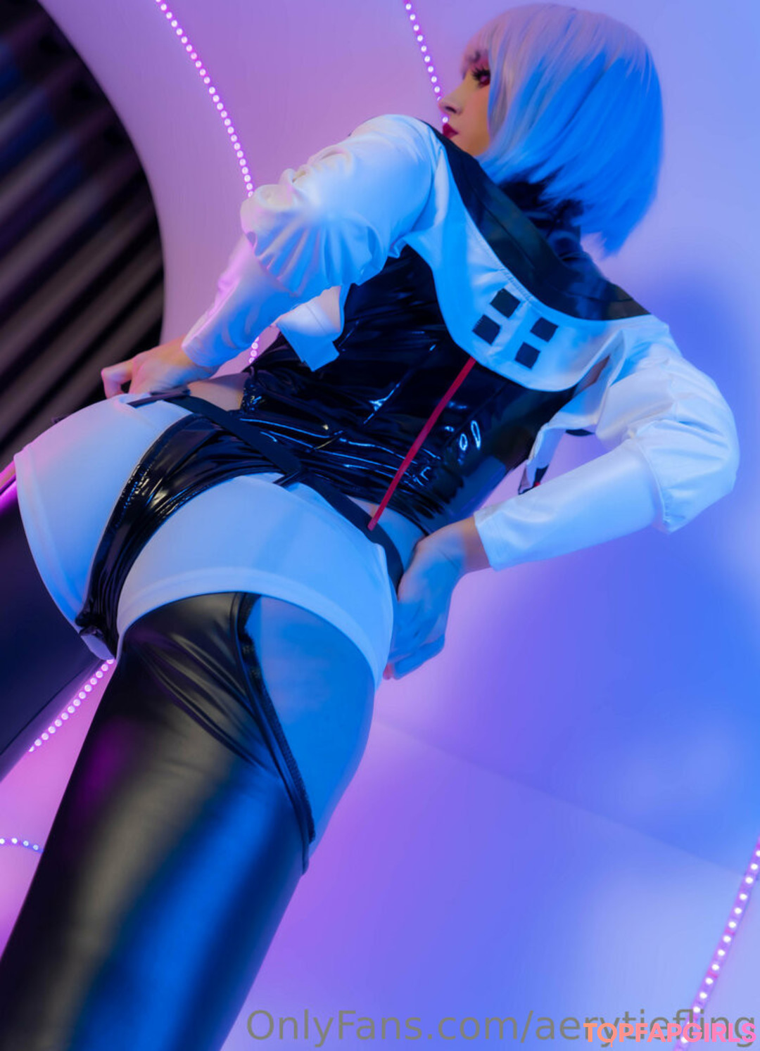 Naakte gelekte OnlyFans-foto van Aery Tiefling #1853