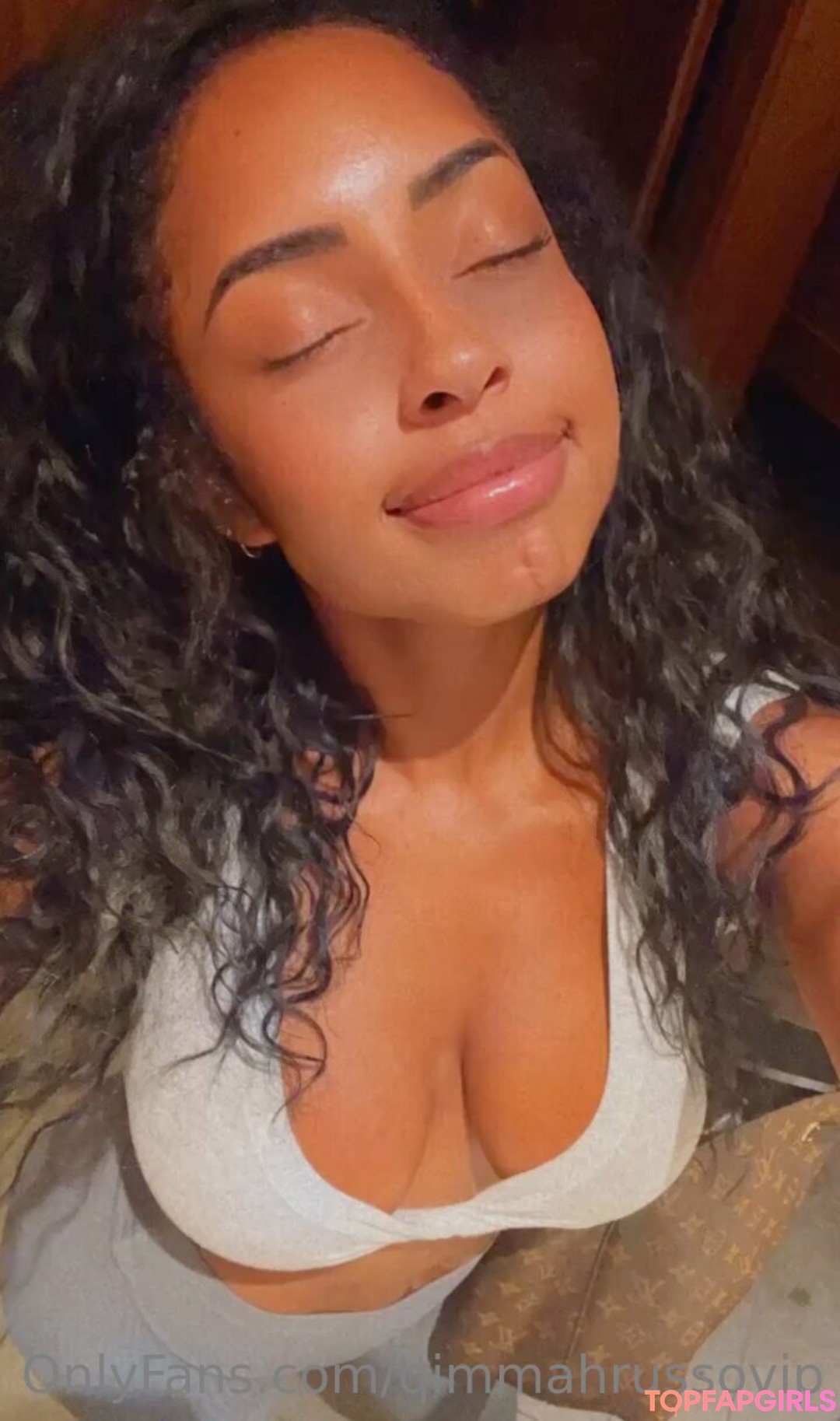 Naakte gelekte OnlyFans-foto van Qimmah Russo #798