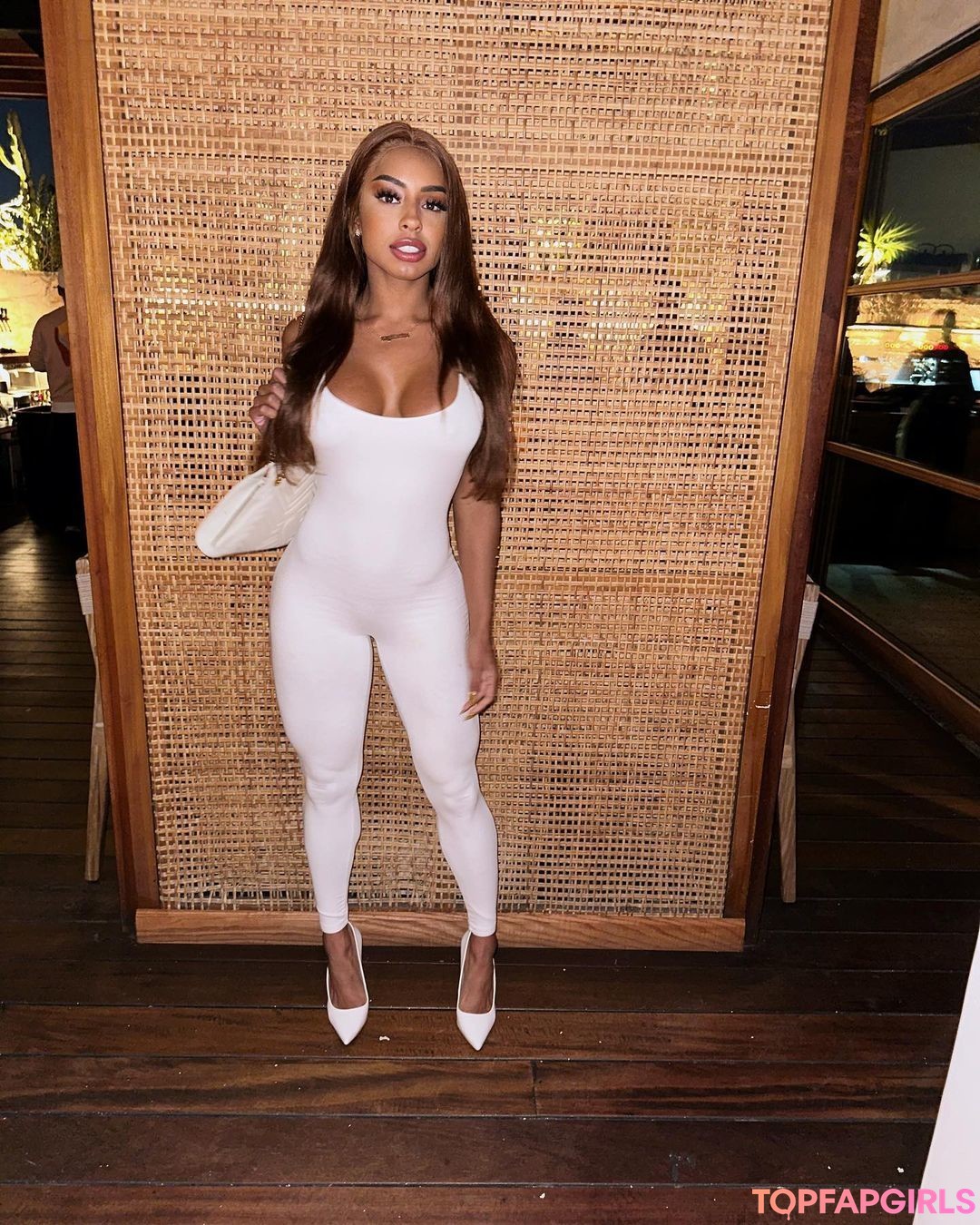 Naakte gelekte OnlyFans-foto van Qimmah Russo #1068
