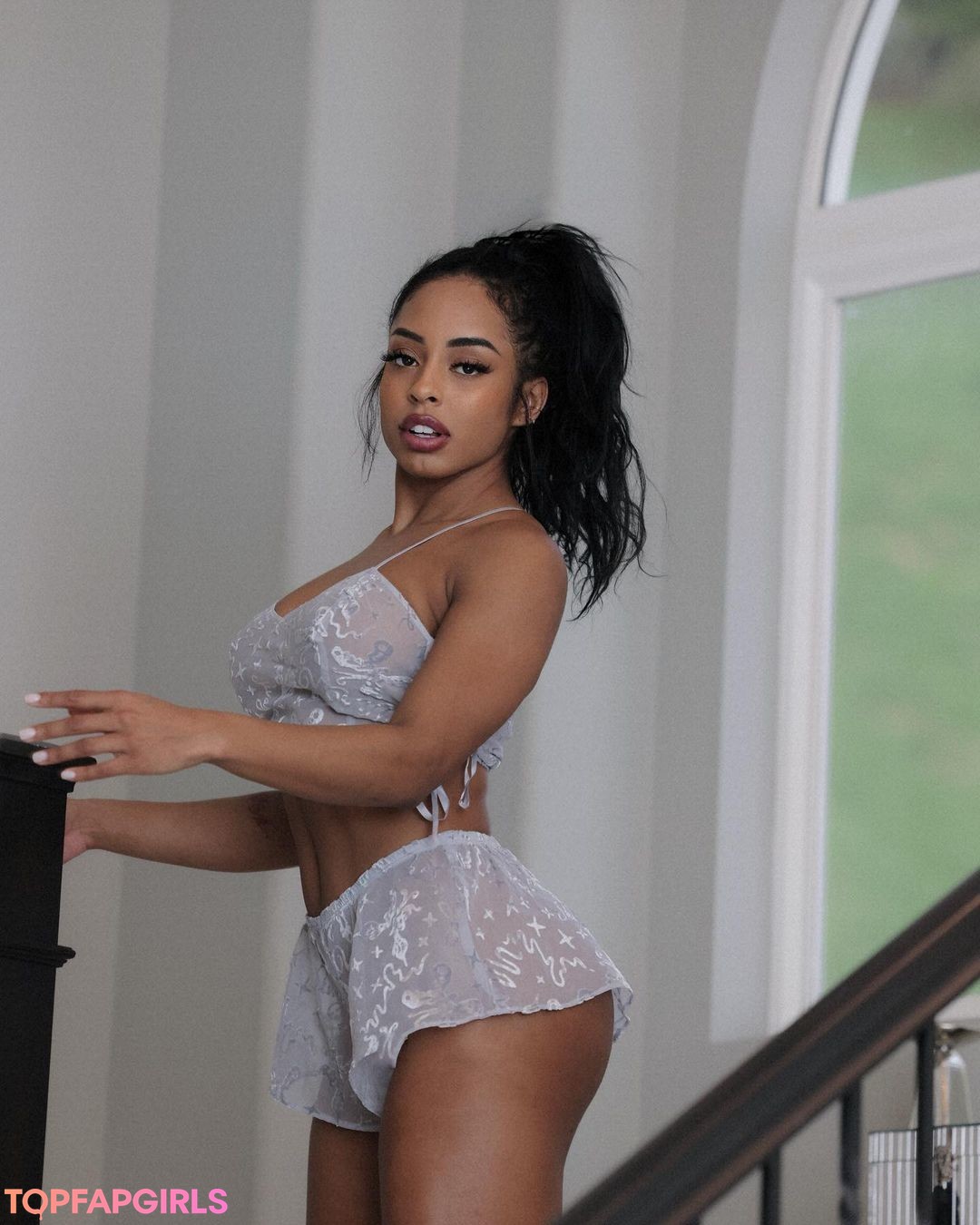 Naakte gelekte OnlyFans-foto van Qimmah Russo #1297