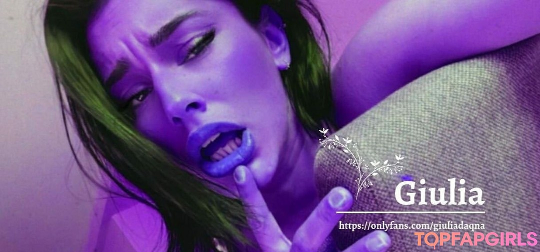 Naakte gelekte OnlyFans-foto van Giulia Daqna #155