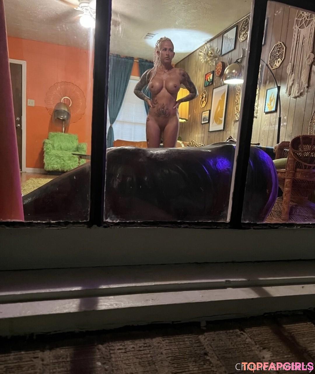 Naakte gelekte OnlyFans-foto van Christie Brimberry #517
