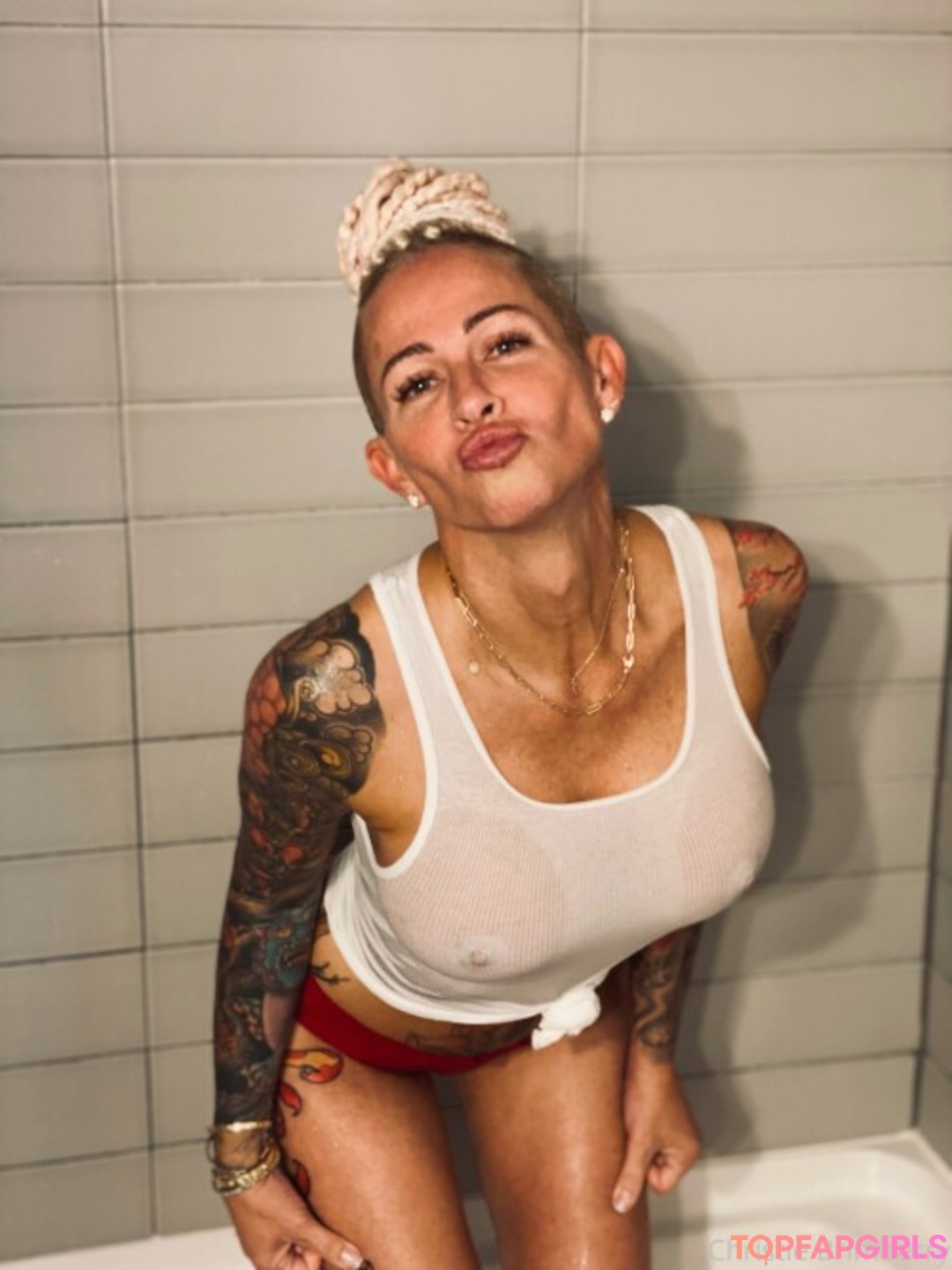 Naakte gelekte OnlyFans-foto van Christie Brimberry #174
