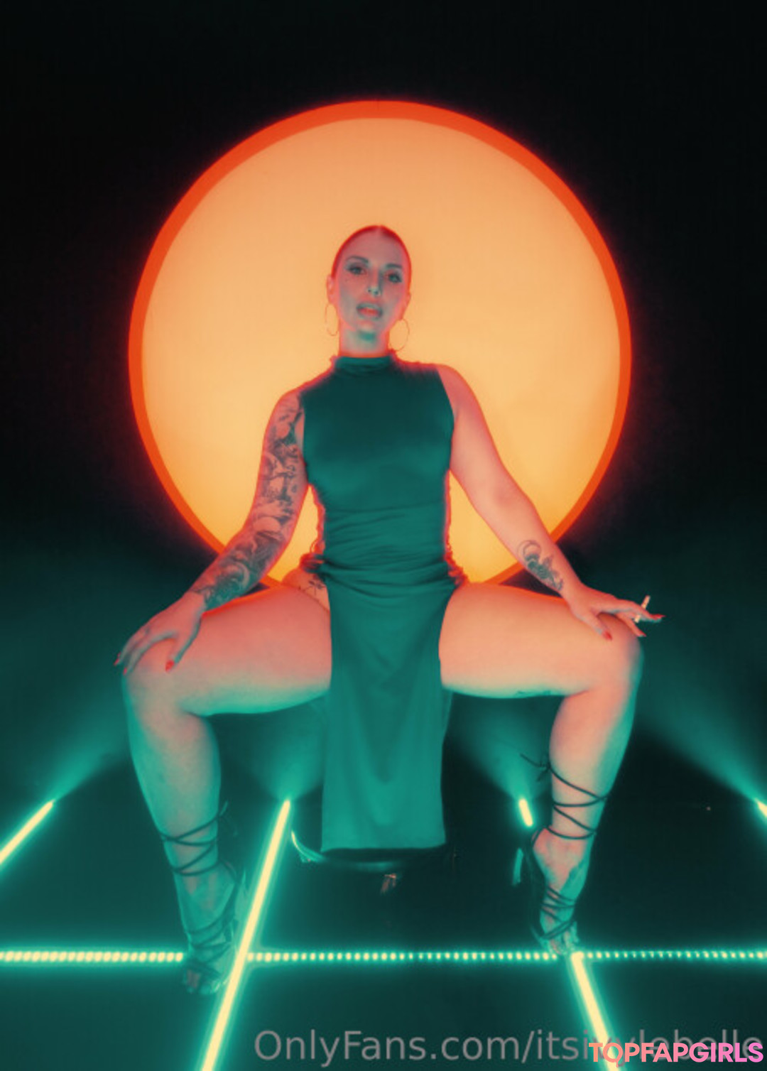 Naakte gelekte OnlyFans-foto van Kharina K #43