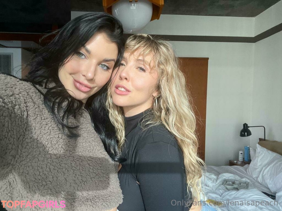 Naakte gelekte OnlyFans-foto van Ivy Lebelle #162