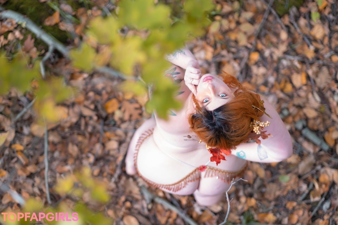 Naakte gelekte OnlyFans-foto van Qtsnack #461