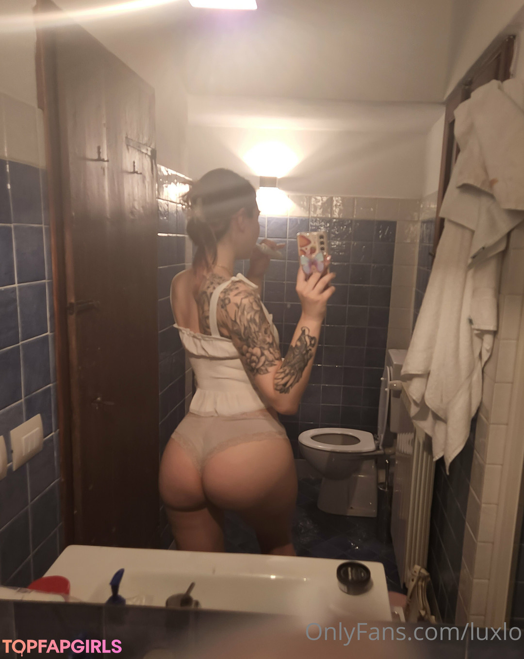 Naakte gelekte OnlyFans-foto van Luxlo #683