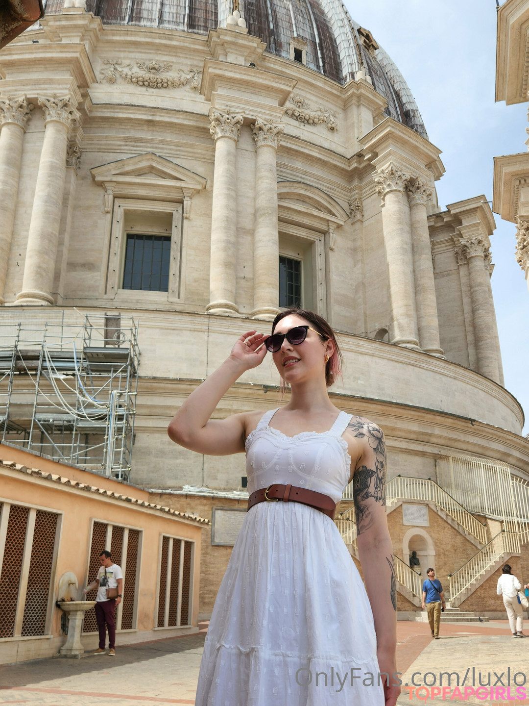 Naakte gelekte OnlyFans-foto van Luxlo #857