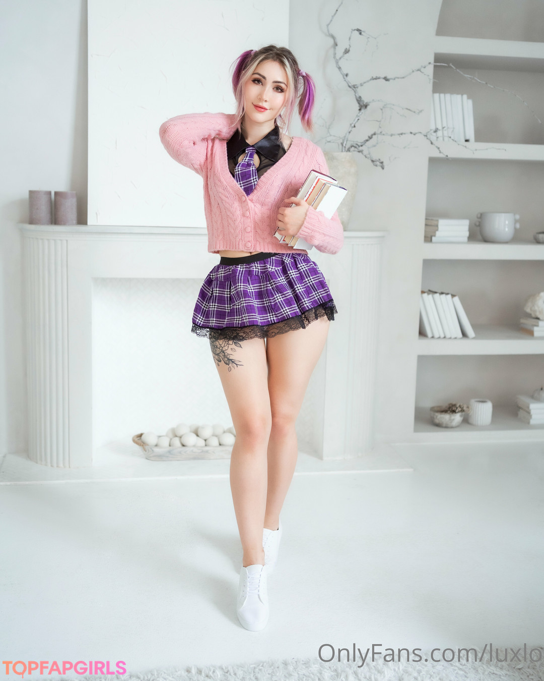 Naakte gelekte OnlyFans-foto van Luxlo #935