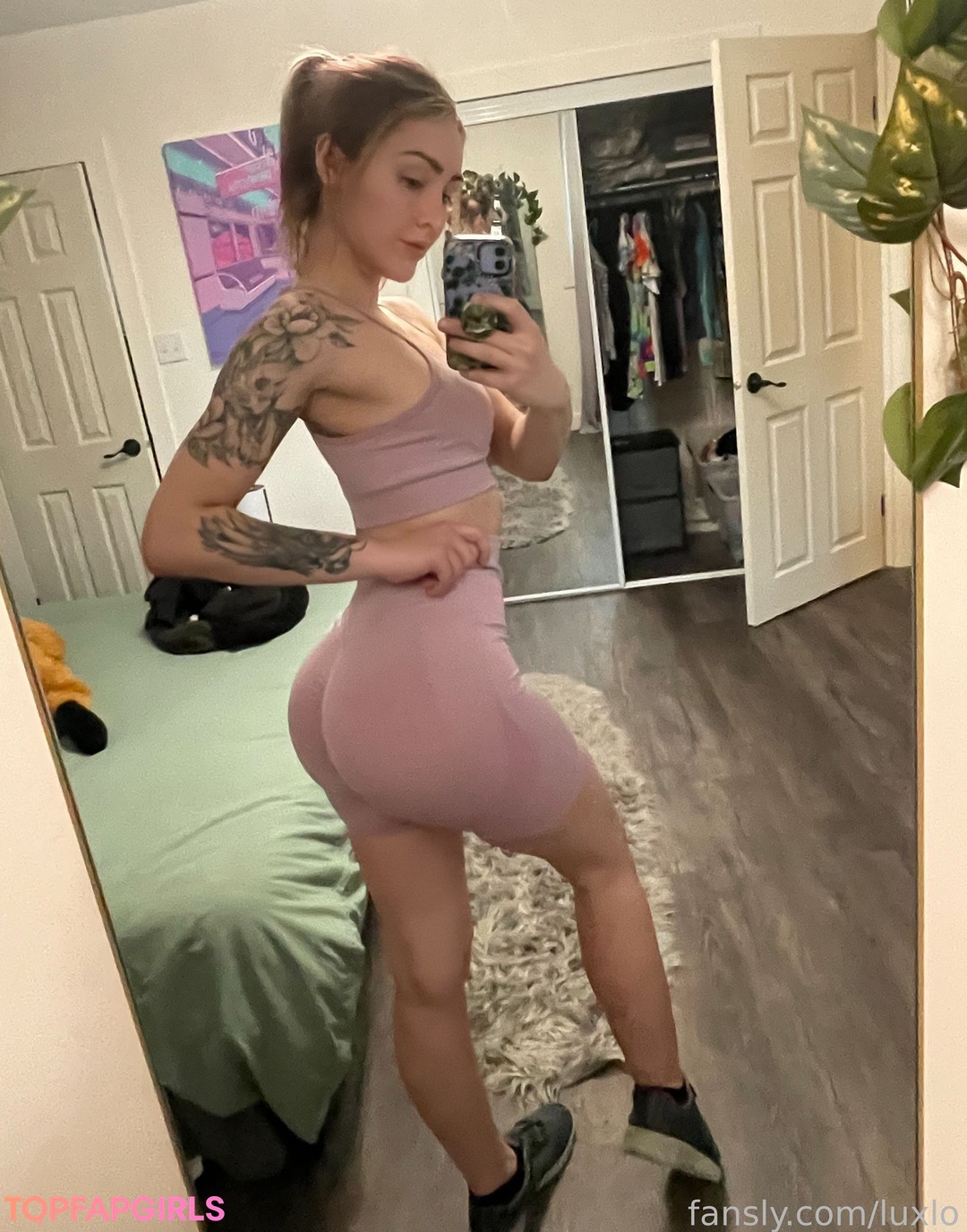 Naakte gelekte OnlyFans-foto van Luxlo #1816