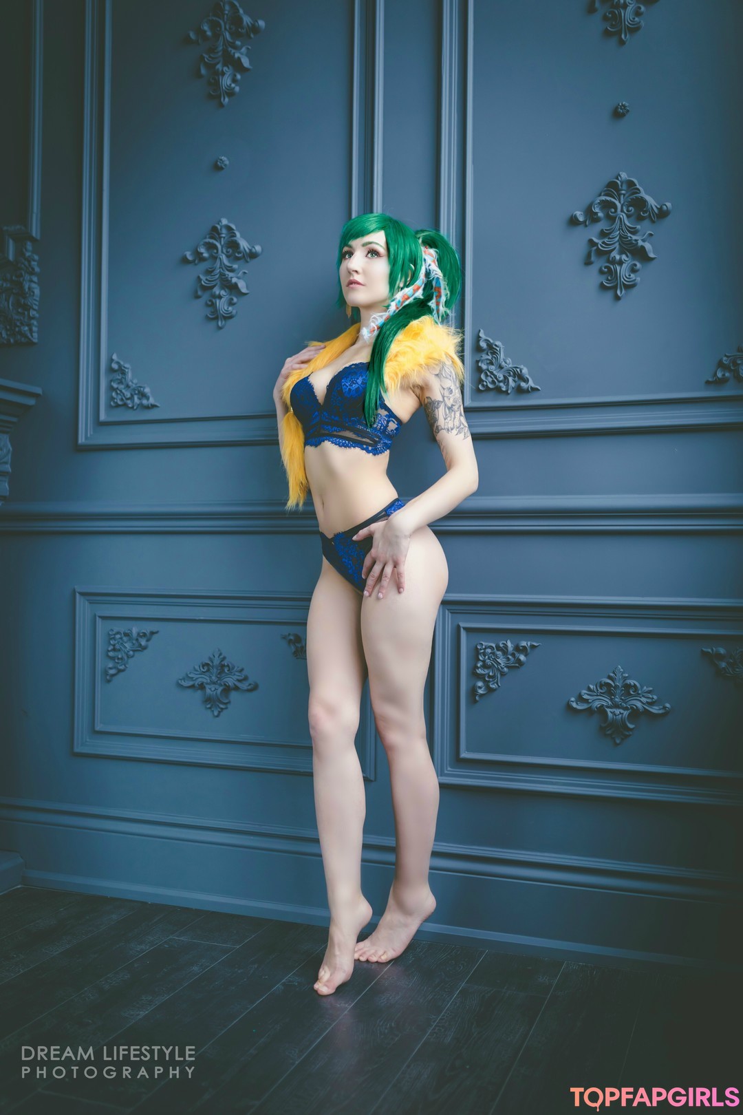 Naakte gelekte OnlyFans-foto van Luxlo #470