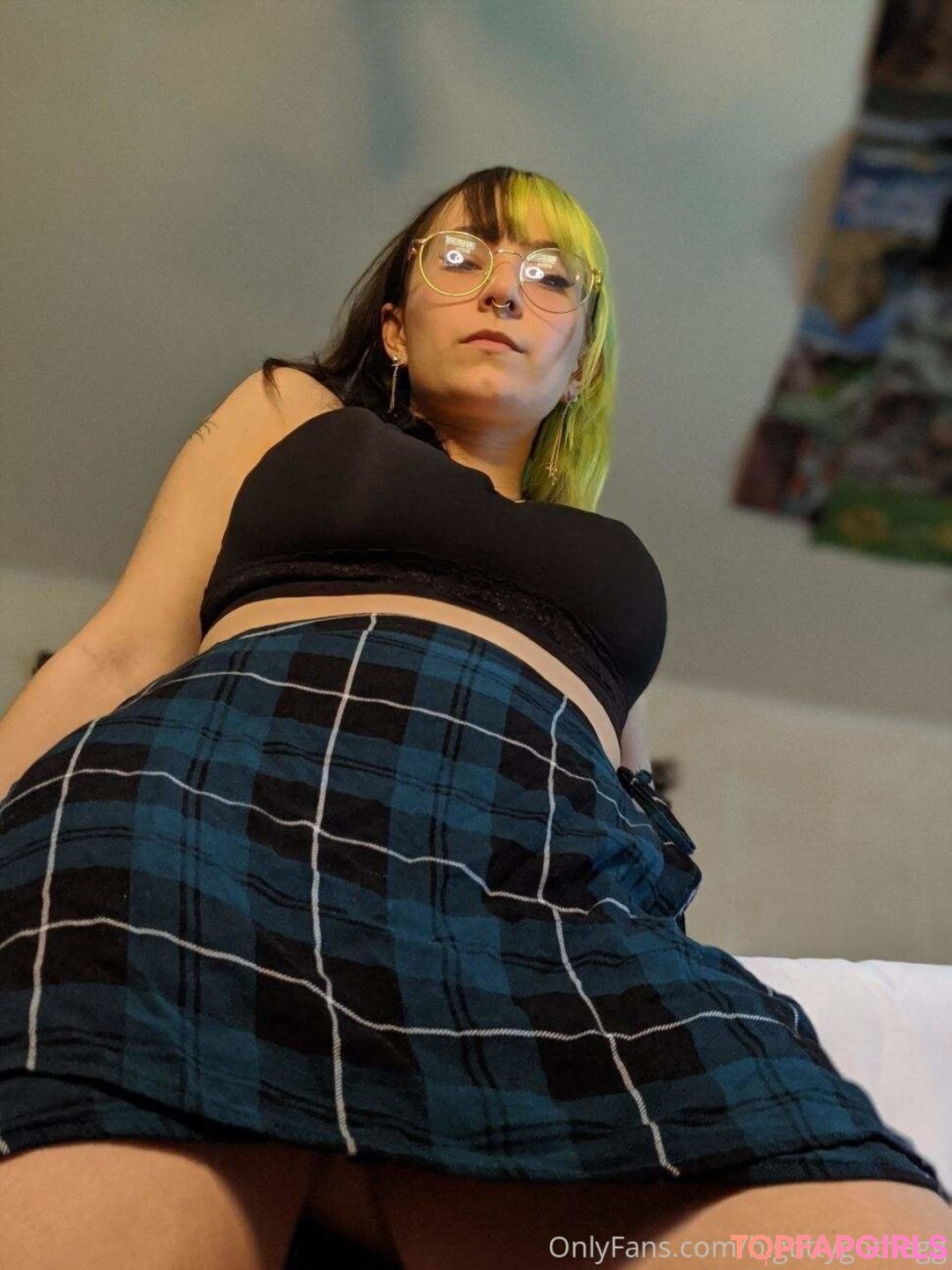 Naakte gelekte OnlyFans-foto van Bigtittygothegg #957