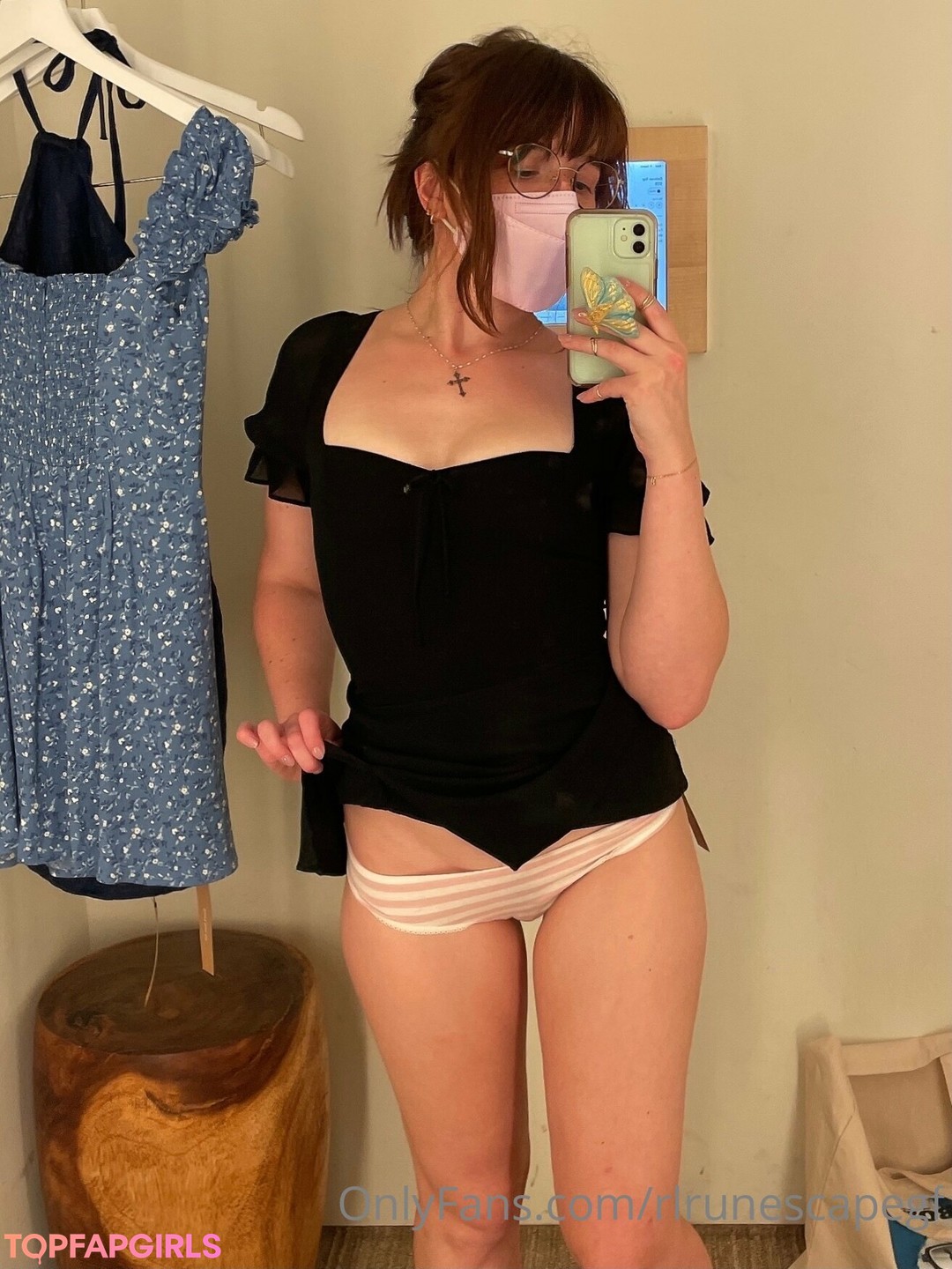 Naakte gelekte OnlyFans-foto van Rlrunescapegf #391