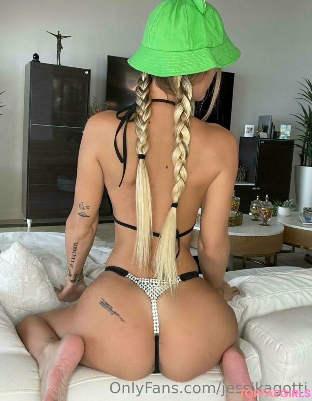 Naakte gelekte OnlyFans-foto van Jessika Gotti #2302