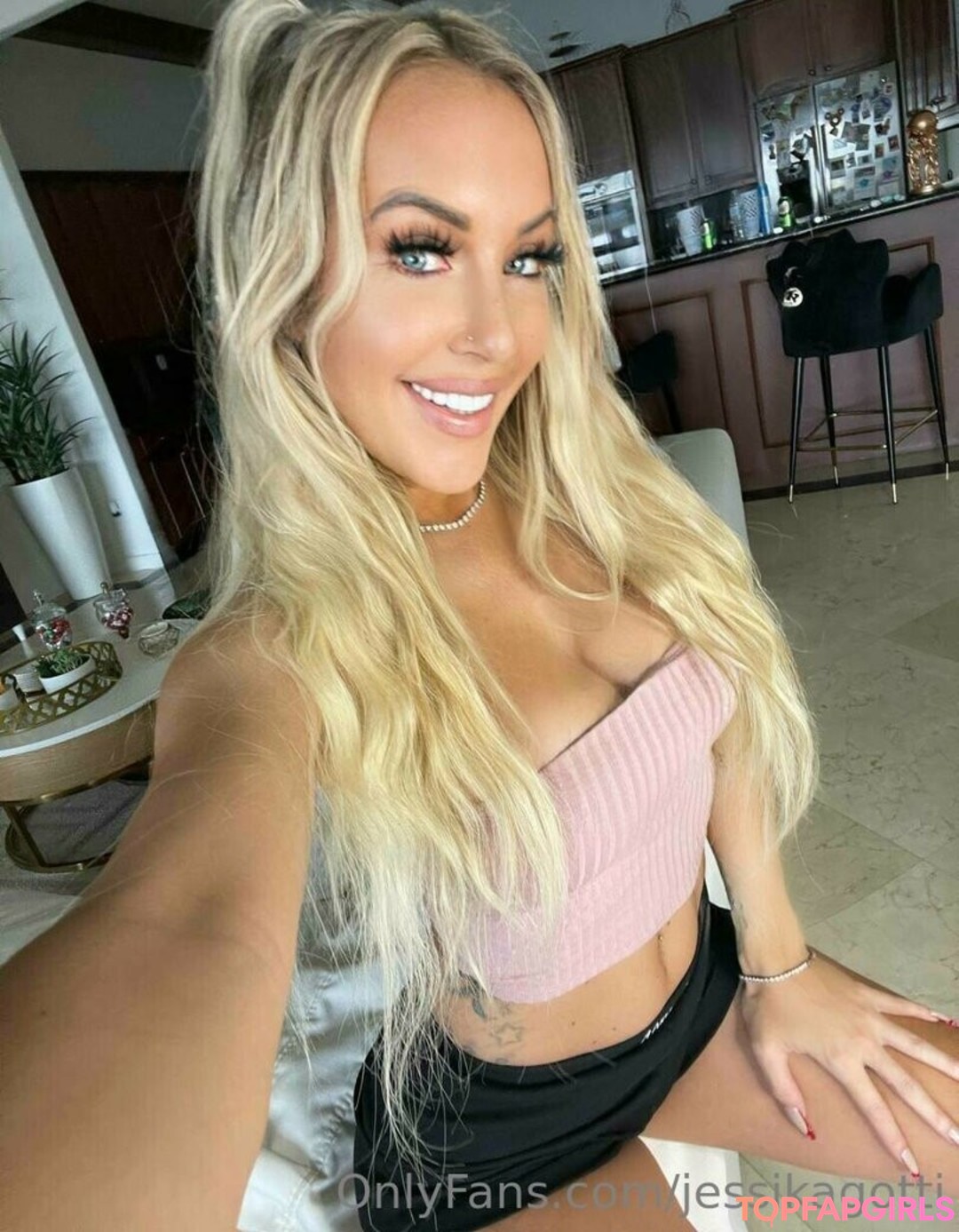 Naakte gelekte OnlyFans-foto van Jessika Gotti #3308