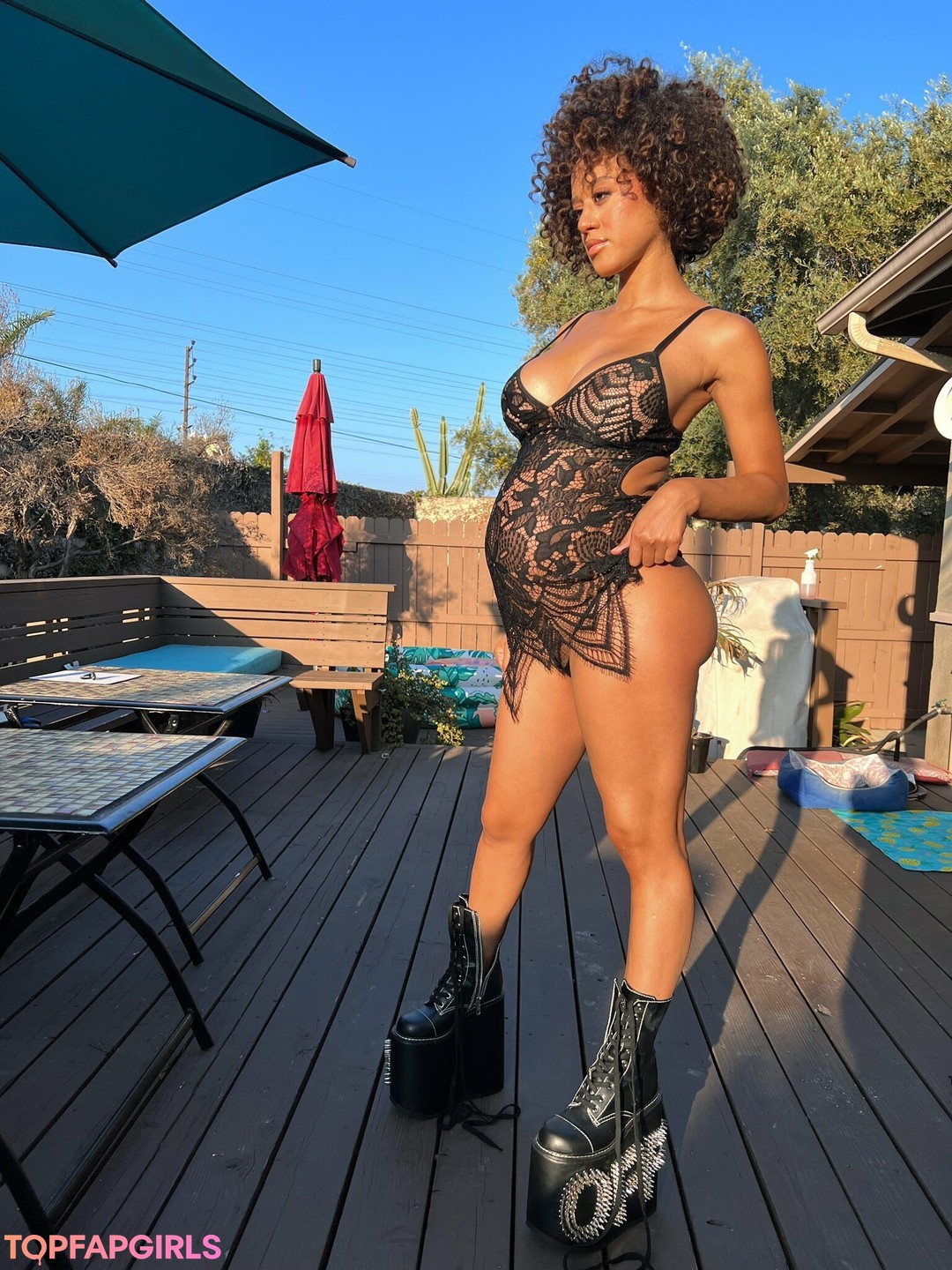 Naakte gelekte OnlyFans-foto van Stormi Maya #1351