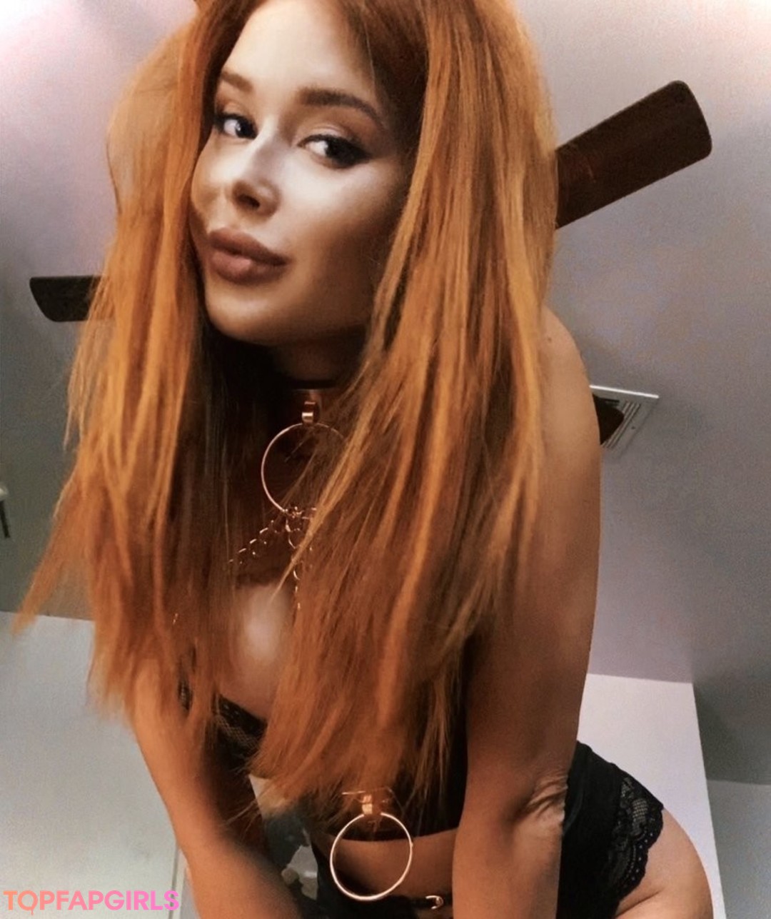 Naakte gelekte OnlyFans-foto van Renee Olstead #735