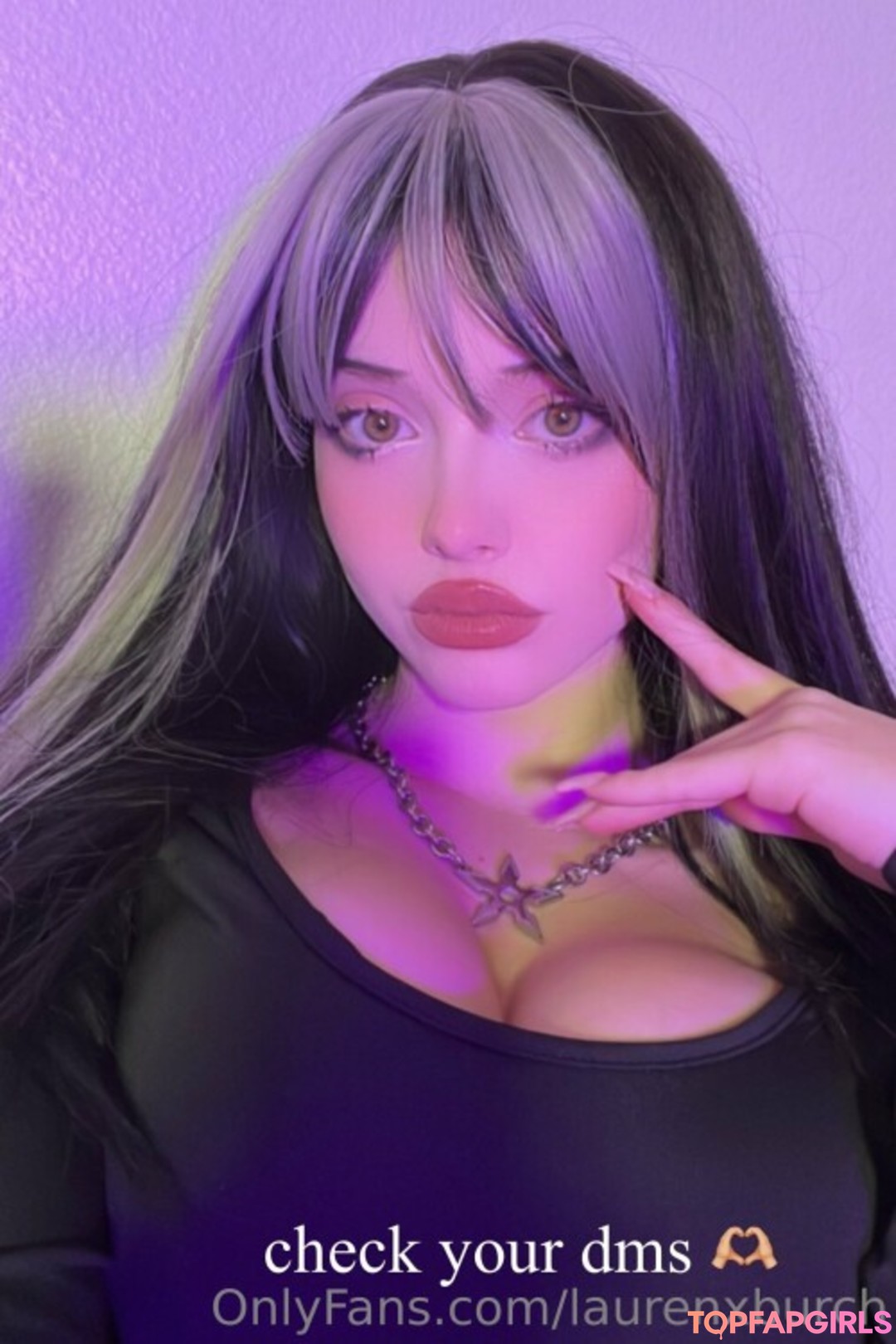 Naakte gelekte OnlyFans-foto van Burch Twins #413