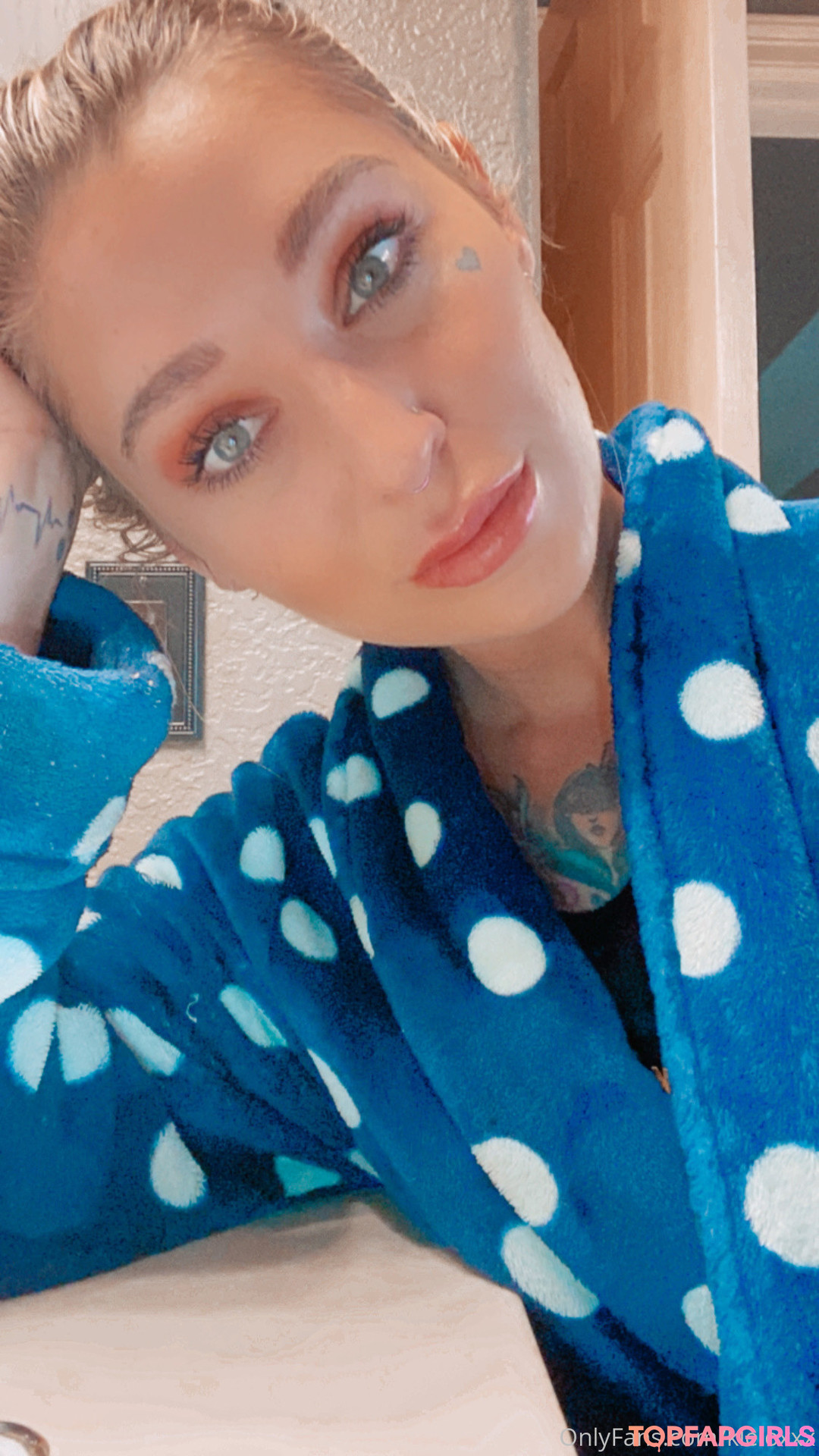 Naakte gelekte OnlyFans-foto van Kleio Valentien #105