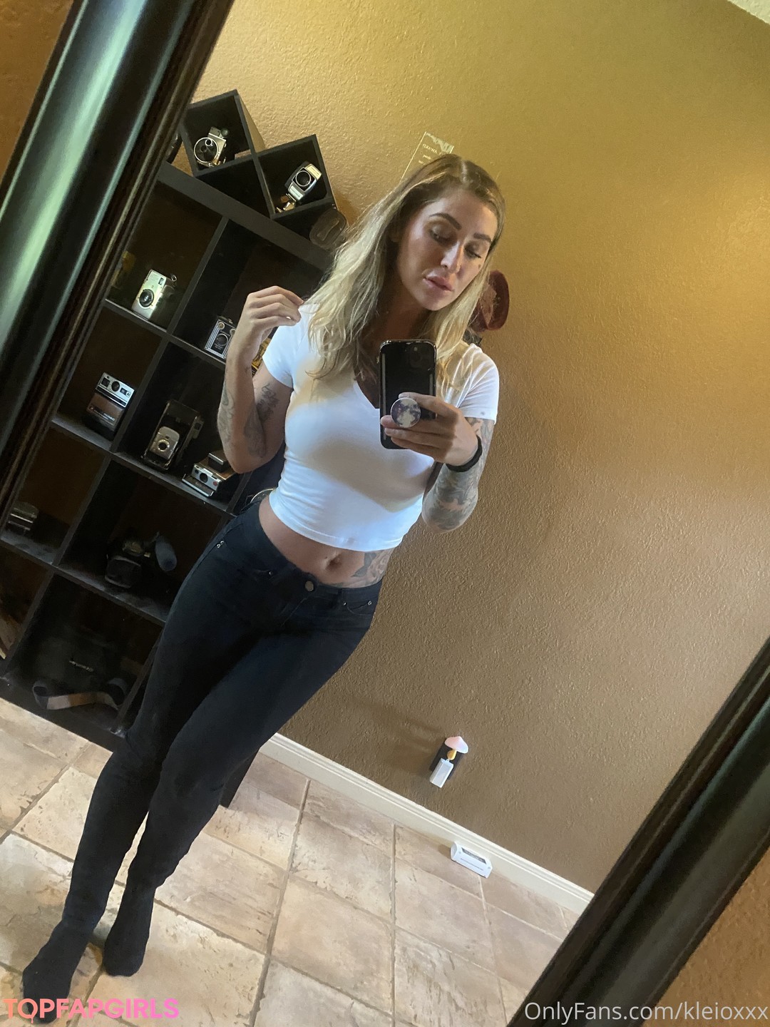 Naakte gelekte OnlyFans-foto van Kleio Valentien #284