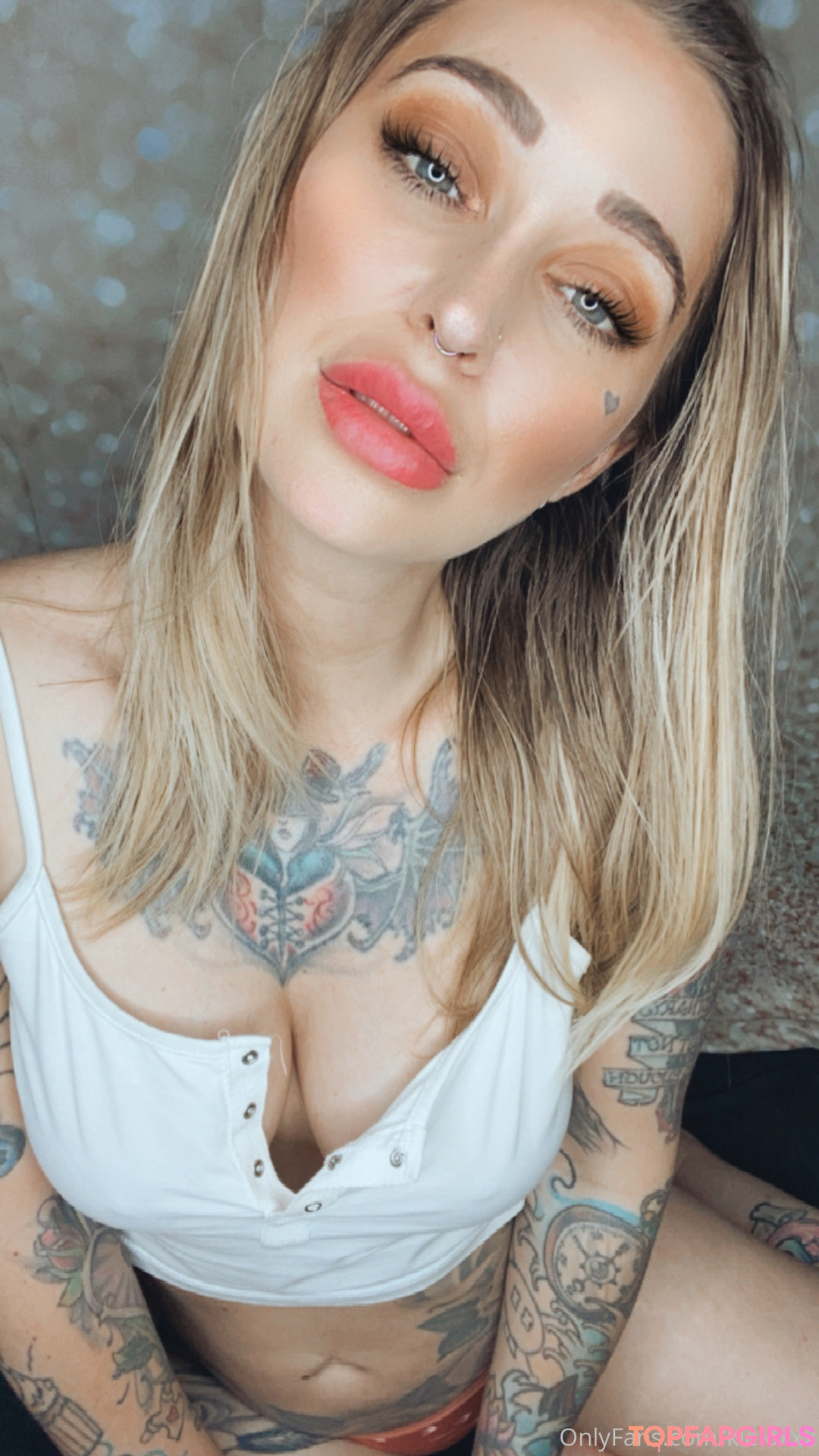 Naakte gelekte OnlyFans-foto van Kleio Valentien #79