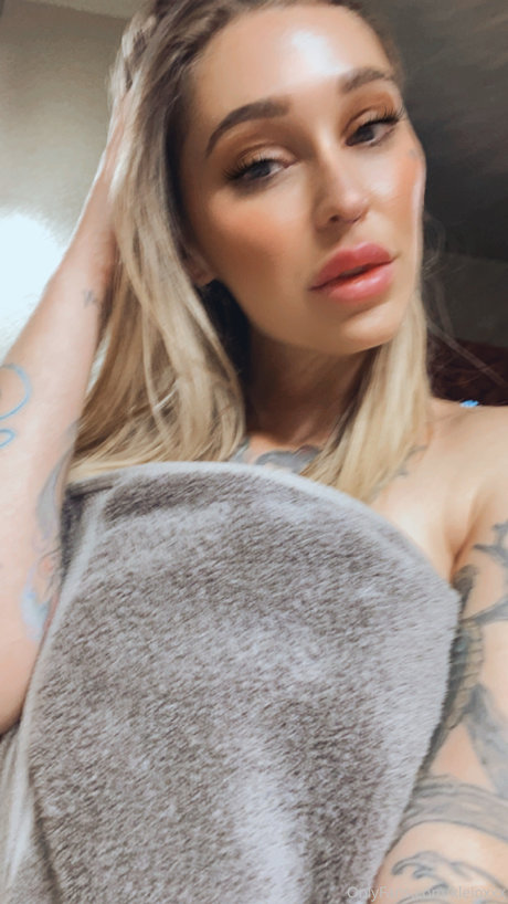 Kleio Valentien