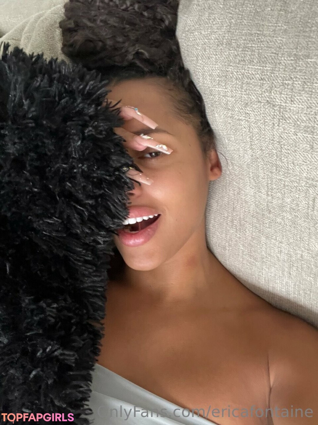 Naakte gelekte OnlyFans-foto van Erica Fontaine #309