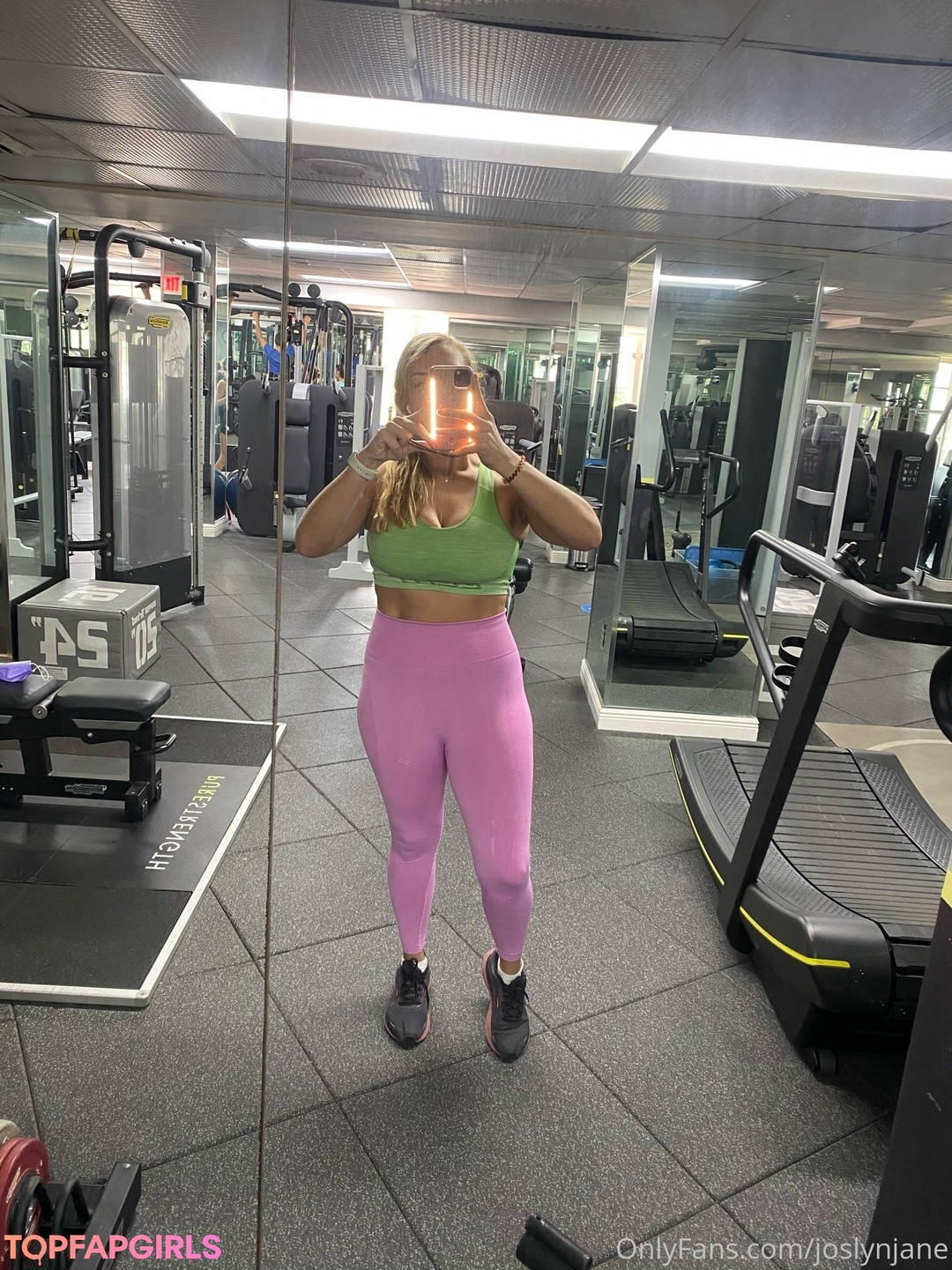 Naakte gelekte OnlyFans-foto van Joslyn Jane #102