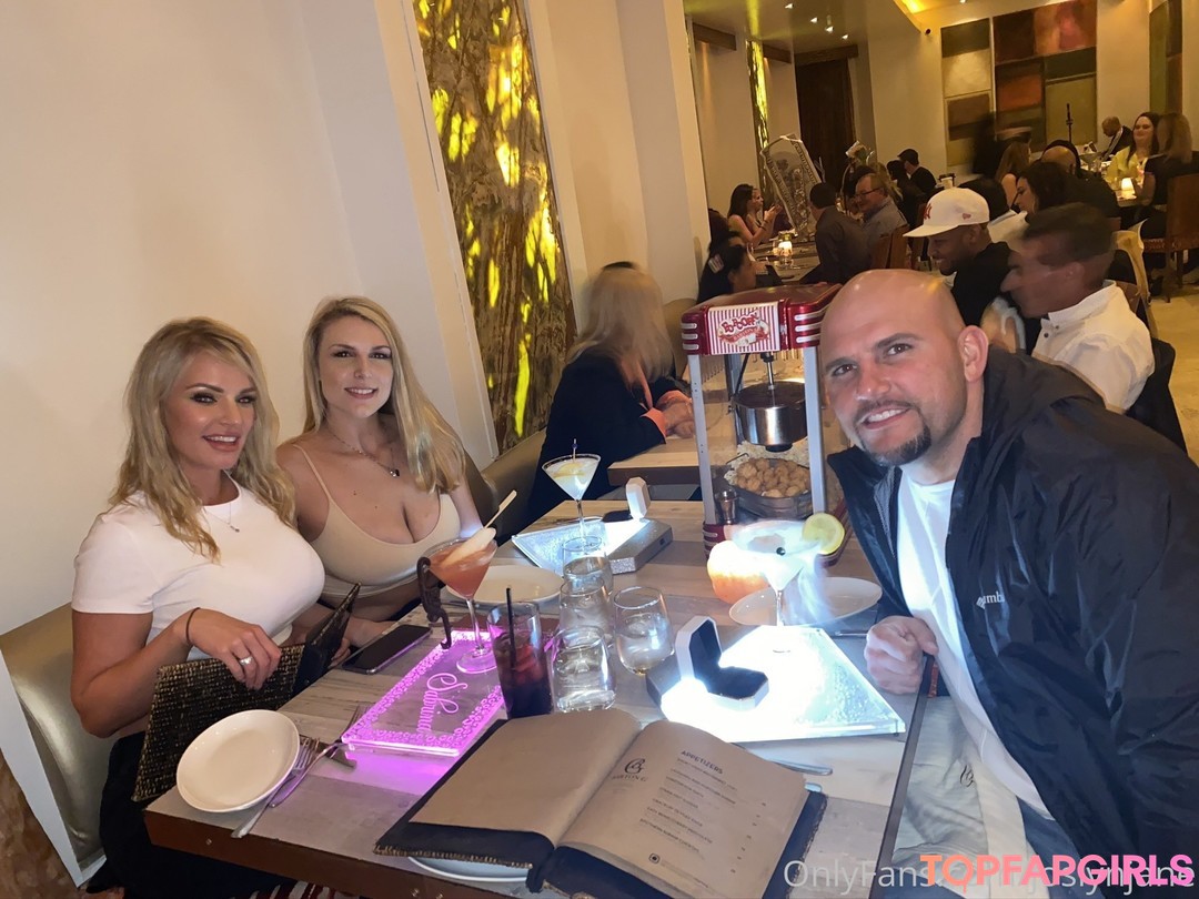 Naakte gelekte OnlyFans-foto van Joslyn Jane #155