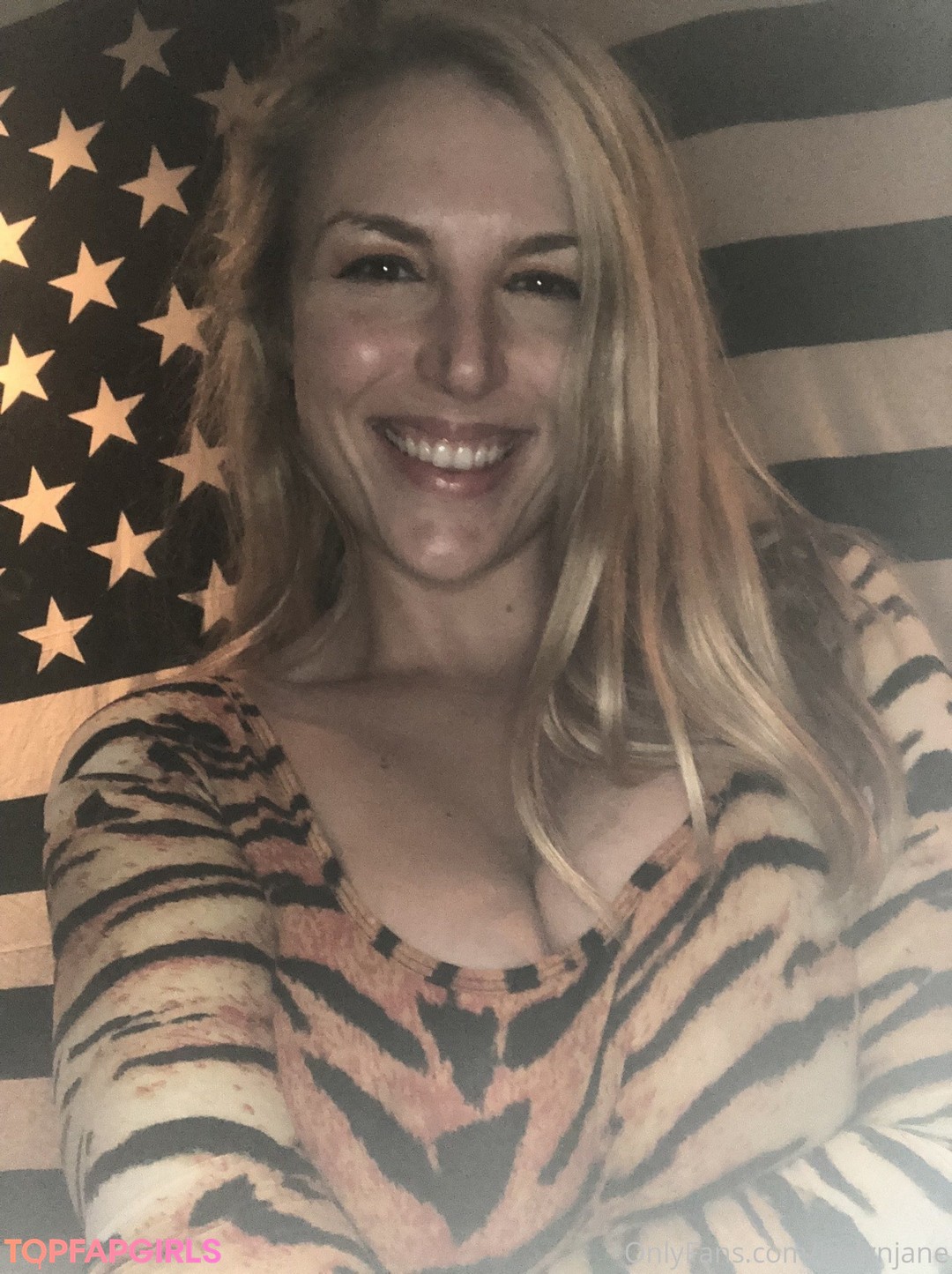 Naakte gelekte OnlyFans-foto van Joslyn Jane #417