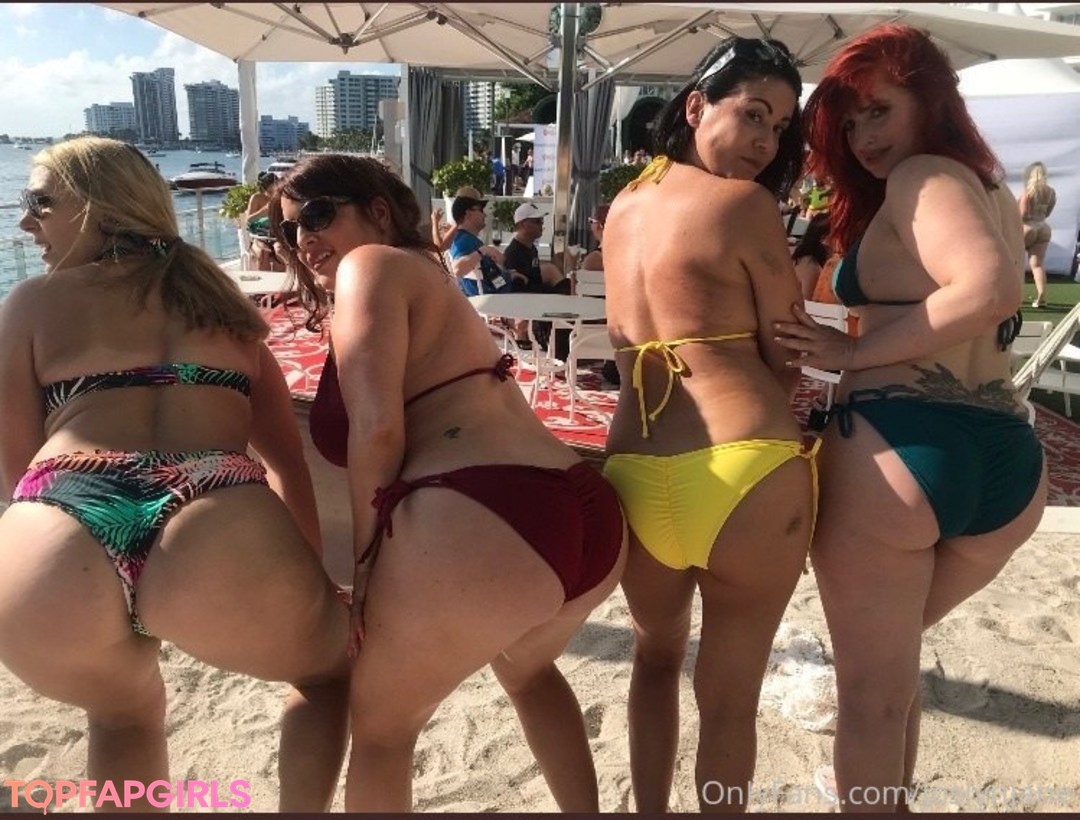 Naakte gelekte OnlyFans-foto van Joslyn Jane #499