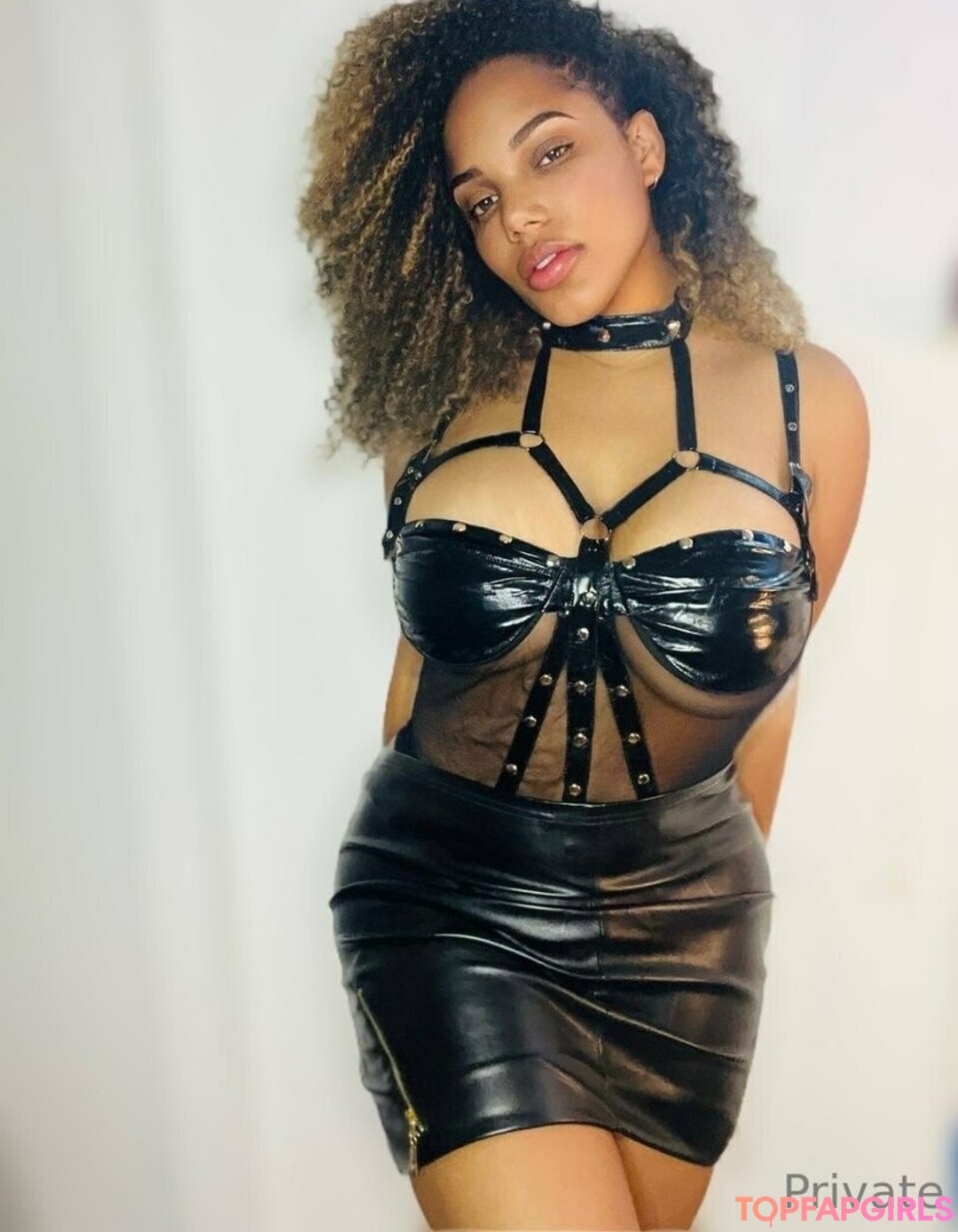 Naakte gelekte OnlyFans-foto van Miss Bonnie #60