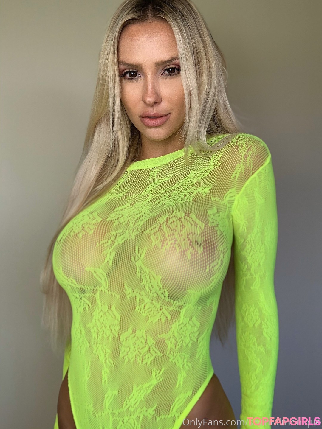 Naakte gelekte OnlyFans-foto van Shantal Monique #516