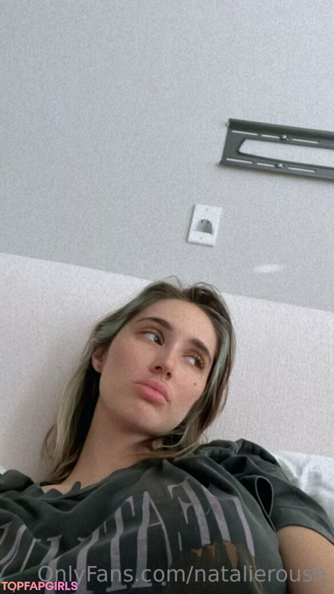 Naakte gelekte OnlyFans-foto van Natalie Roush #3163