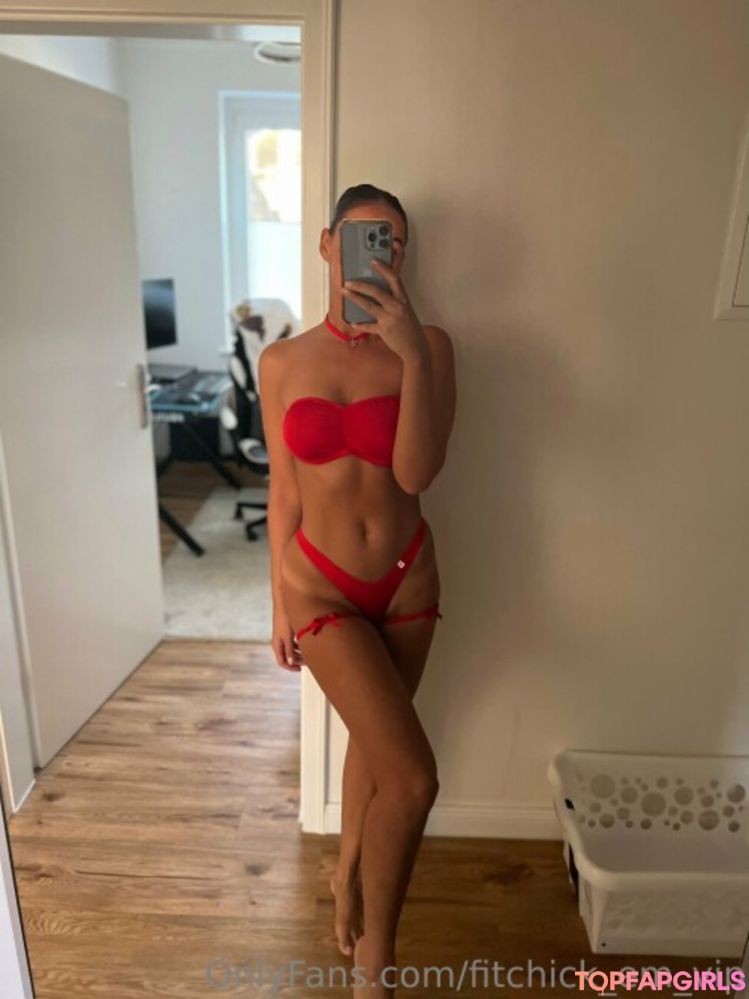 Naakte gelekte OnlyFans-foto van Mina Veneta #286
