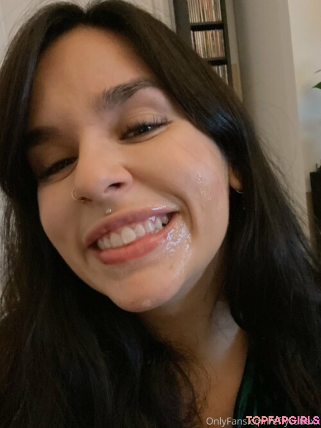 Naakte gelekte OnlyFans-foto van Effy Cutie #517