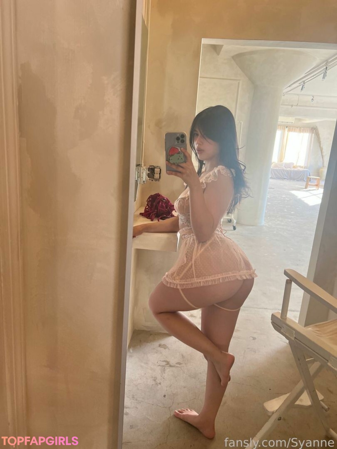 Naakte gelekte OnlyFans-foto van Syanne #550