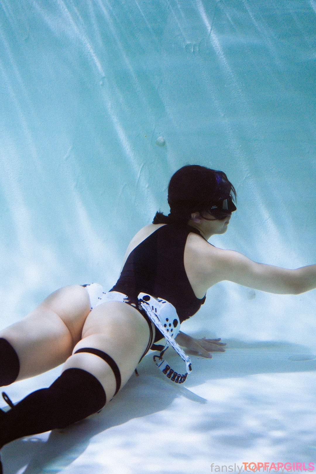 Naakte gelekte OnlyFans-foto van Syanne #642