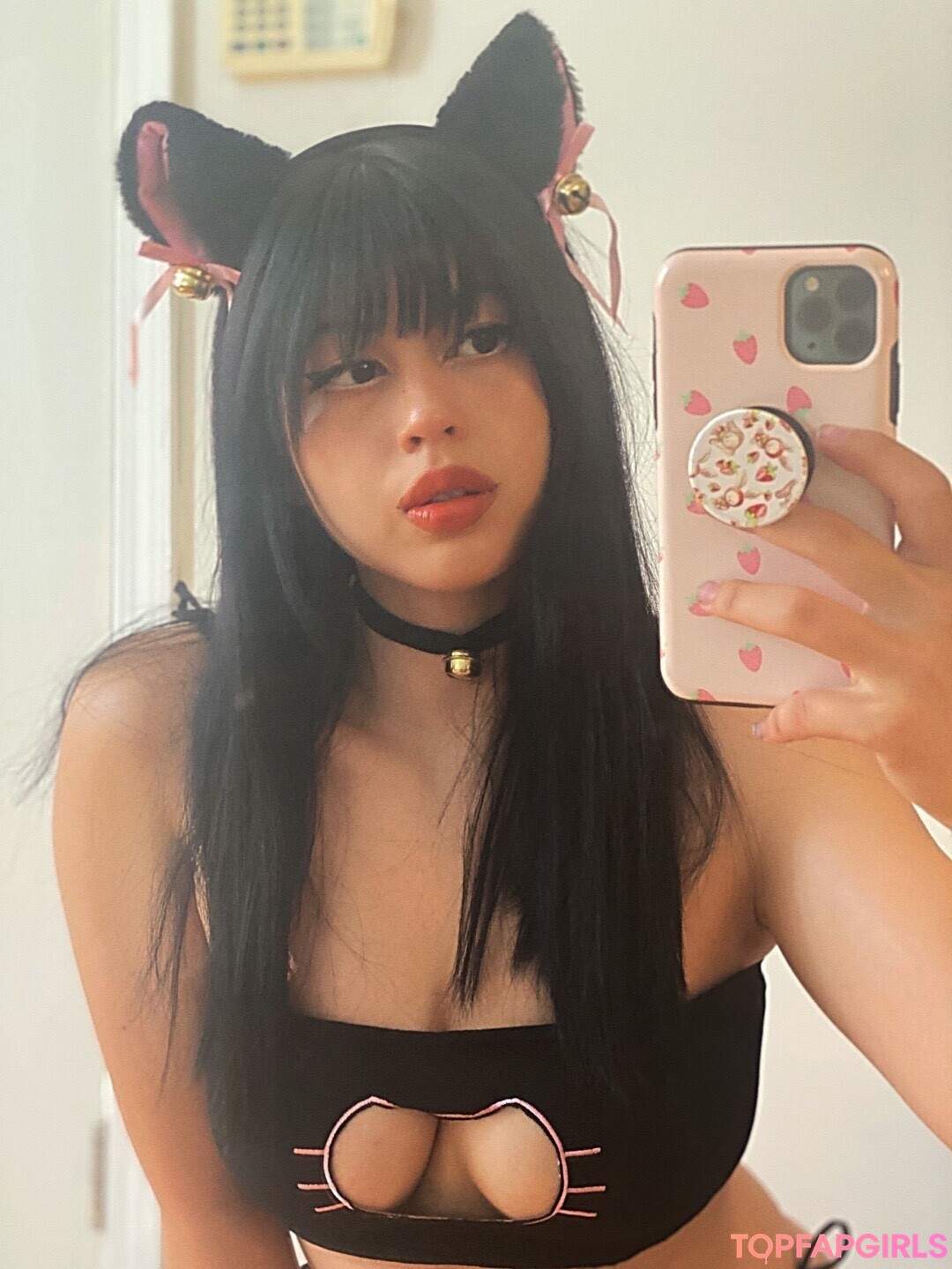 Naakte gelekte OnlyFans-foto van Syanne #56