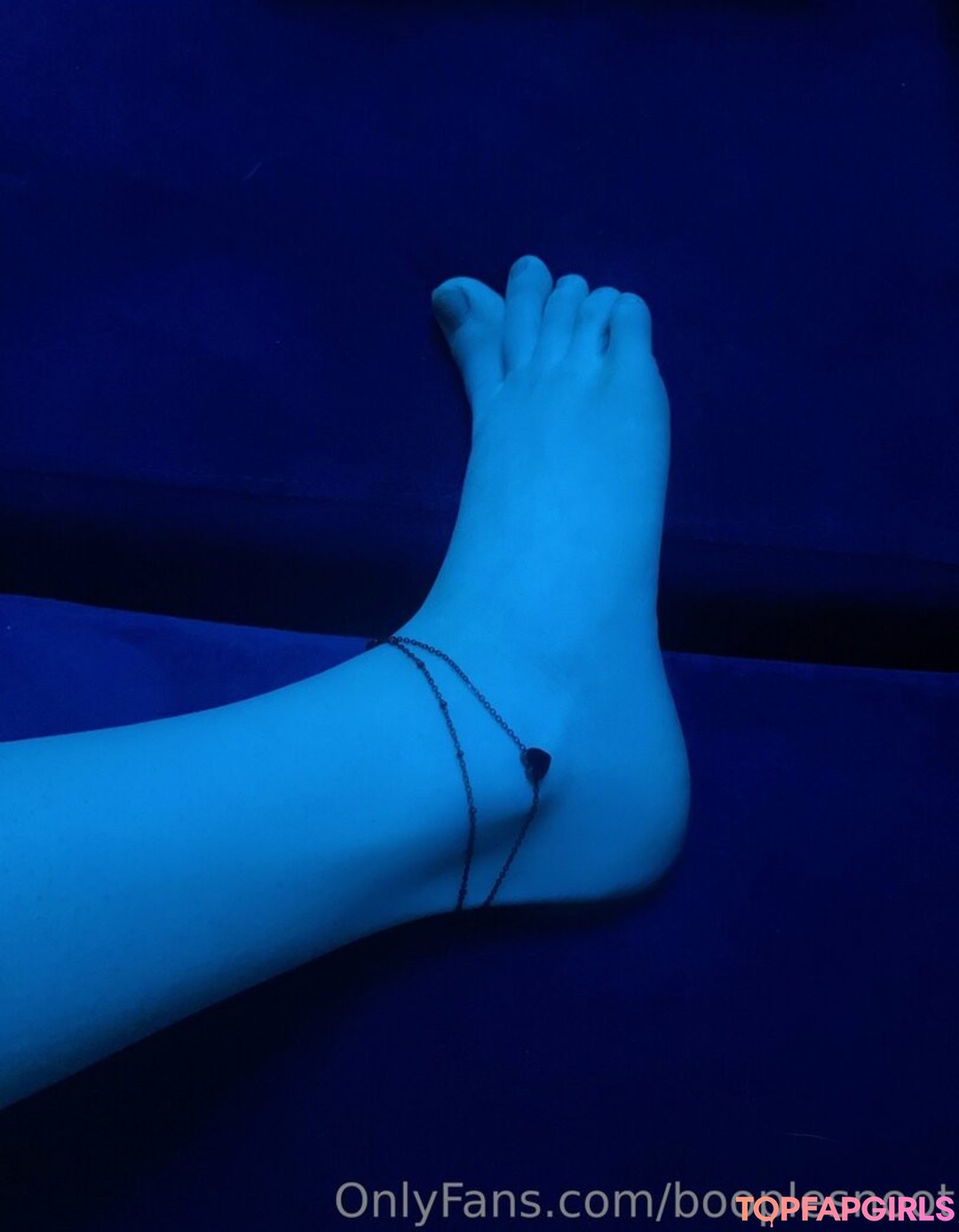 Naakte gelekte OnlyFans-foto van Booplesnoot #388