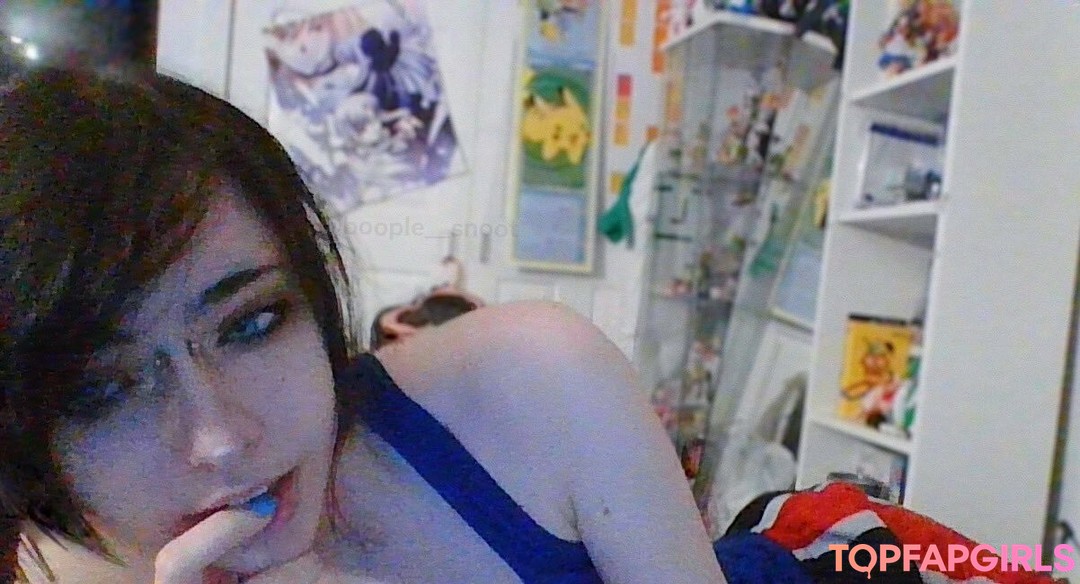 Naakte gelekte OnlyFans-foto van Booplesnoot #579