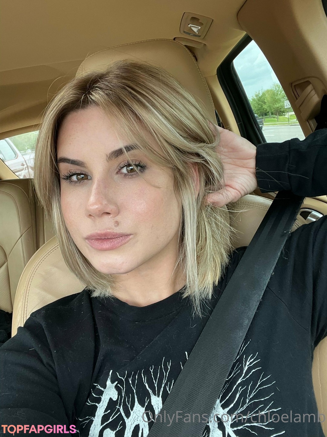 Naakte gelekte OnlyFans-foto van Chloe Lamb #223