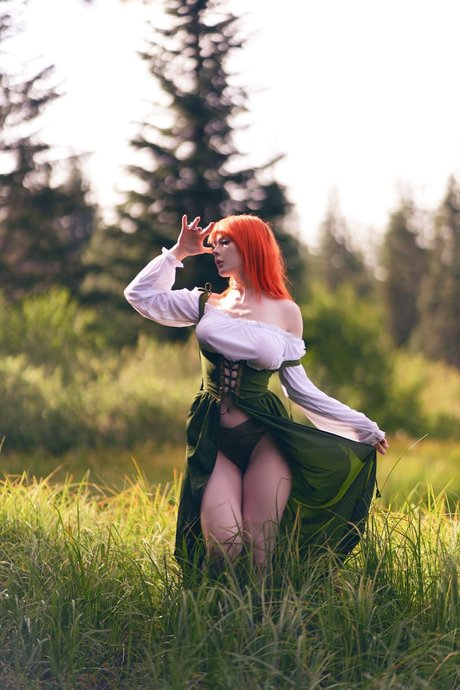 Jenna Lynn Meowri