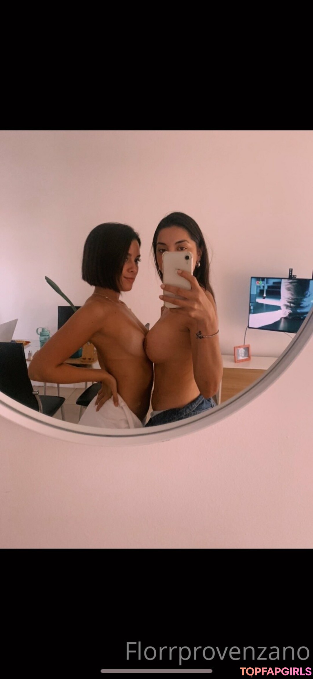 Naakte gelekte OnlyFans-foto van Florencia Provenzano #599