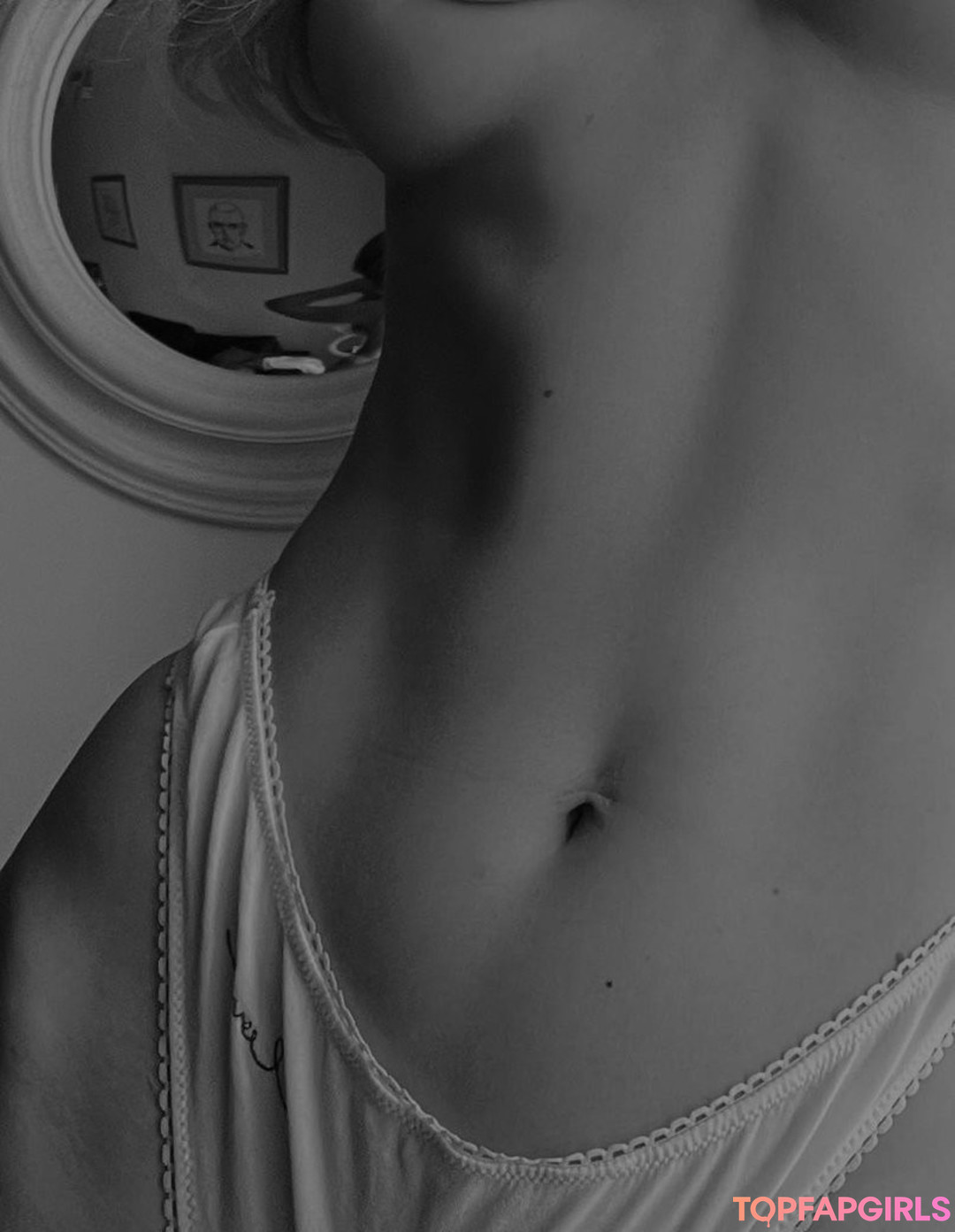 Naakte gelekte OnlyFans-foto van Anna Tsaralunga #794