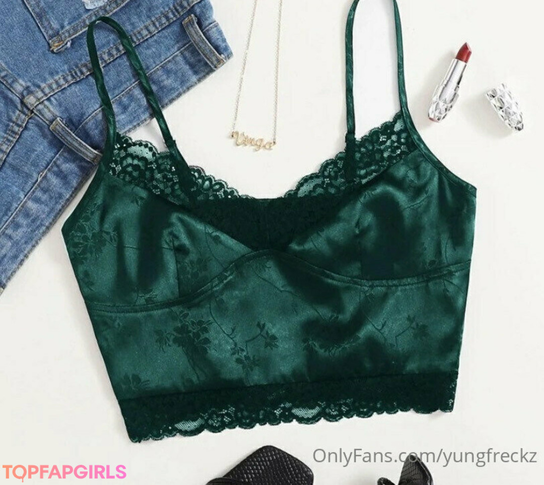 Naakte gelekte OnlyFans-foto van Yungfreckz #772