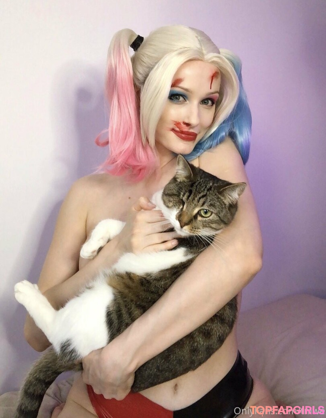 Naakte gelekte OnlyFans-foto van Tniwe #2248