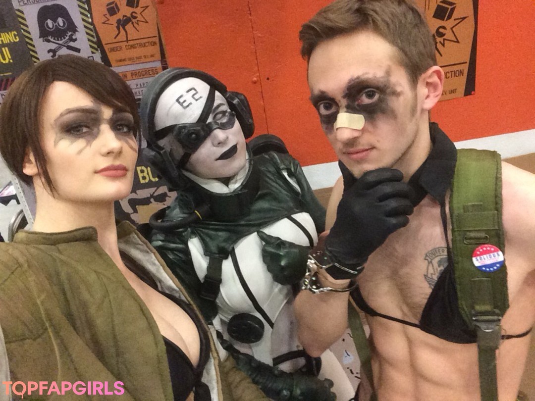 Naakte gelekte OnlyFans-foto van Tniwe #565